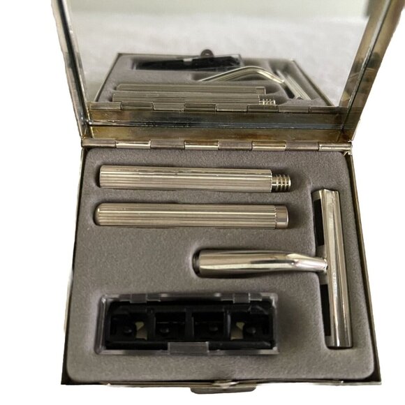 Vintage Mini Travel Razor Set Mirrored Case Contemporary Design - Picture 2 of 14